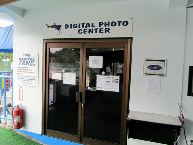 Although this digital photo center was available, we brought with us all the equipment we needed.