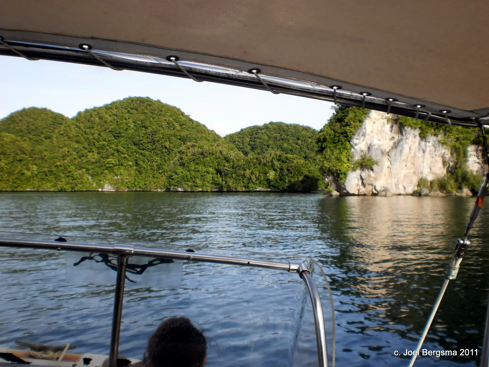 2011-01-15 Rock Islands by boat (5).JPG