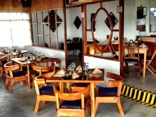 Restaurant at the Lodge.  We chose to eat our meals on the outside deck.