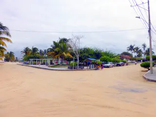 Sandy streets of Puerto Villamil.