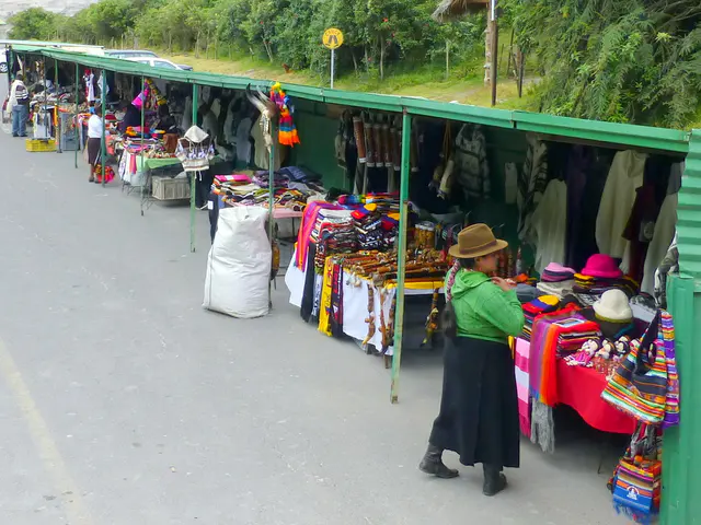 Pululahua Crater - Handicraft shops along entrance, staffed primarily by indigenous Ecuadorians