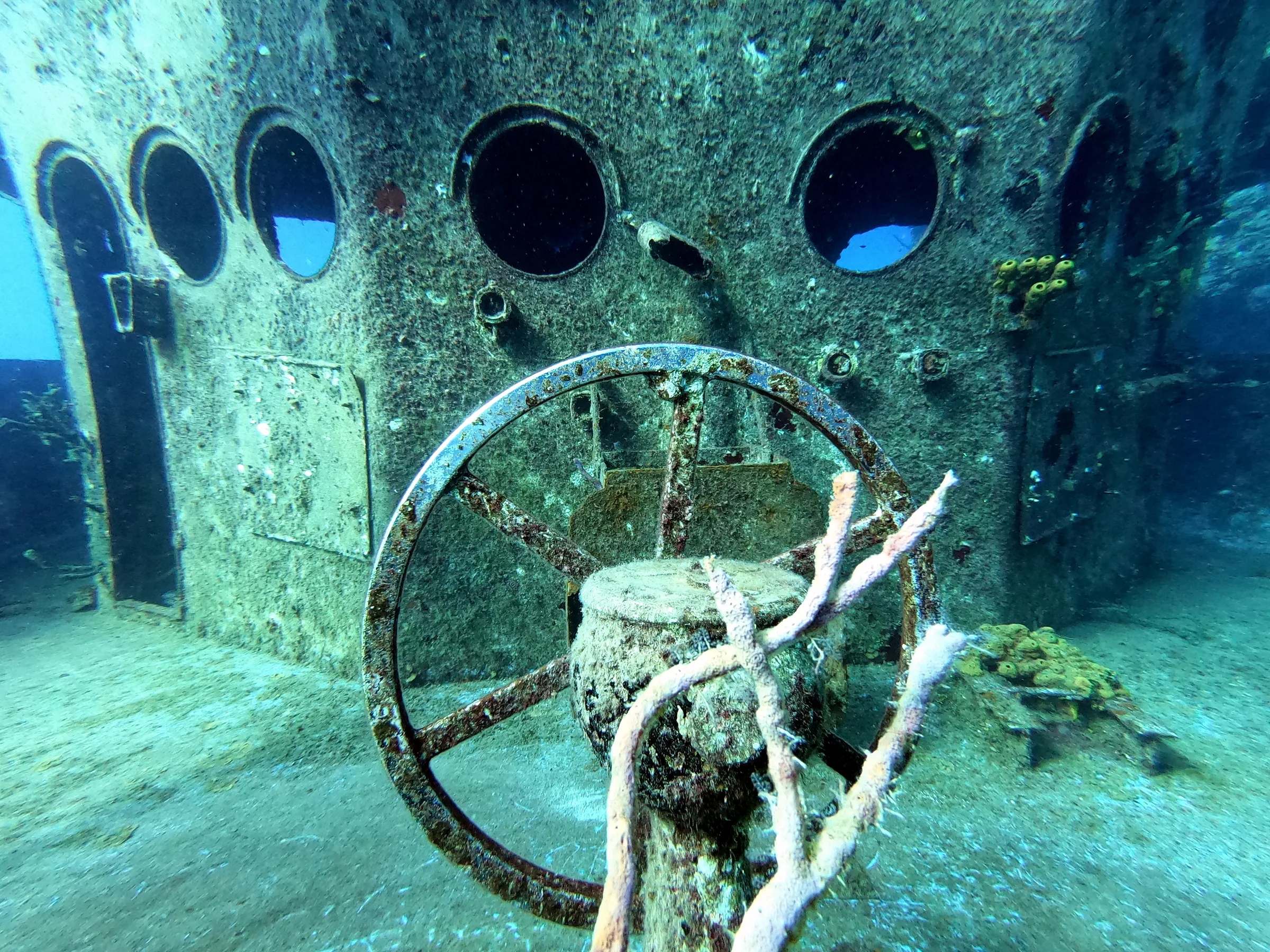 DCIM\100GOPRO\GOPR1065.JPG